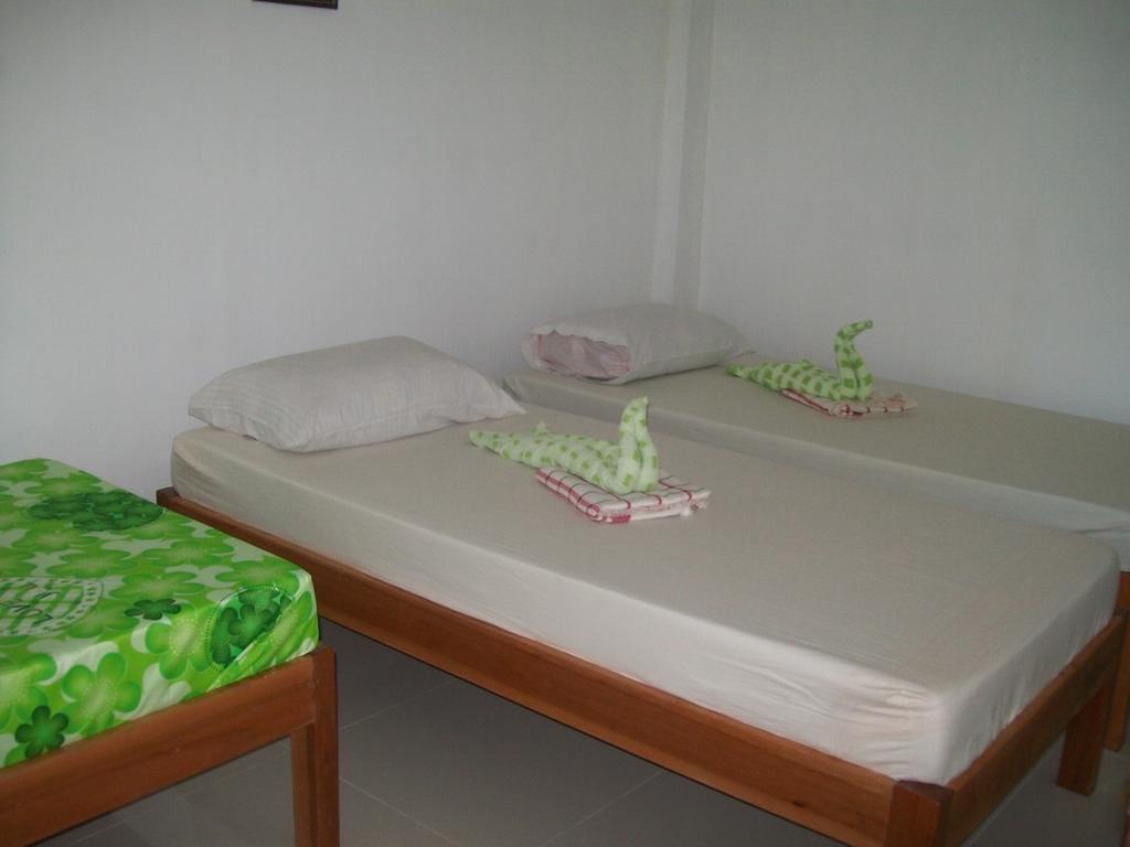 Charm Guest House بويرتو برينسيسا الغرفة الصورة
