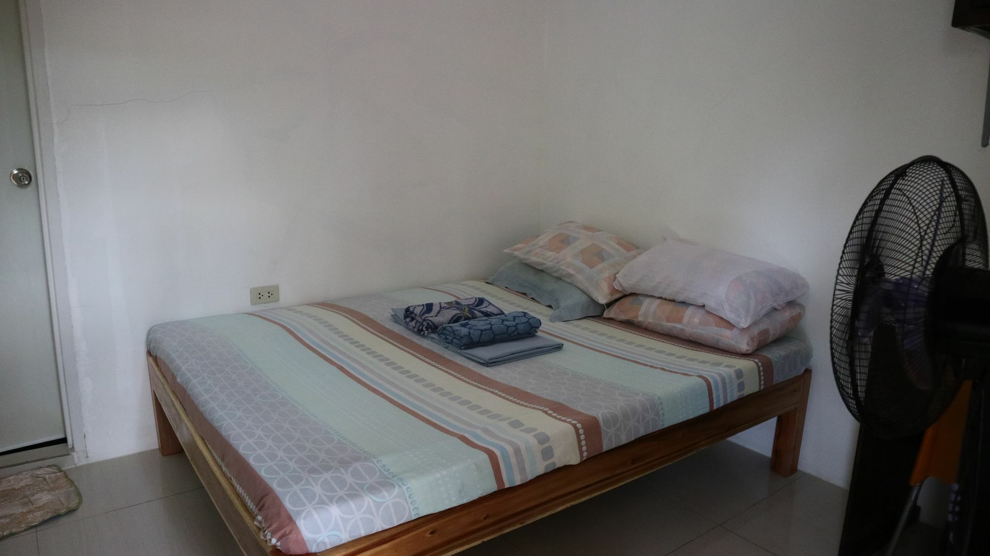 Charm Guest House بويرتو برينسيسا المظهر الخارجي الصورة
